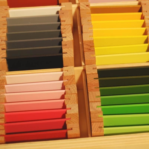 3ème boite de couleurs plaquettes bois Montessori
