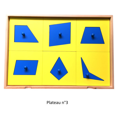 Cabinet de géométrie plateau 3 Montessori