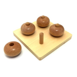 Ellipsoïdes en hêtre sur tiges Montessori 2