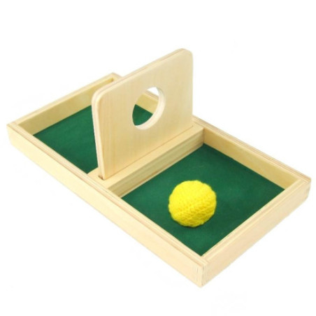 Plateau avec passage pour balle en tricot Montessori Plateau avec passage pour balle en tricot Montessori