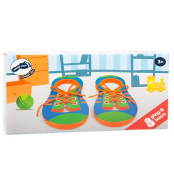 Chaussures à lacer en bois 2