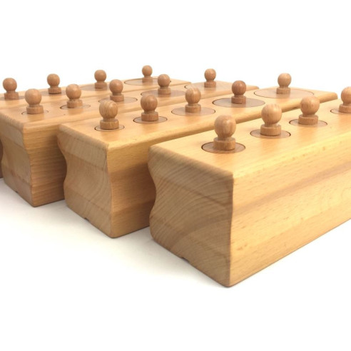 Mes premiers blocs de cylindres Montessori
