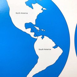 Carte des continents labelisée (anglais) Montessori