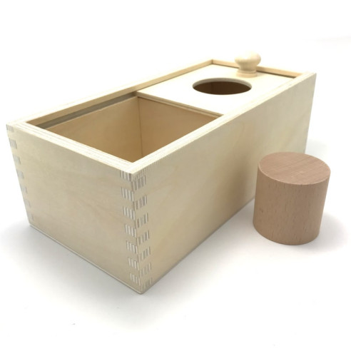 Boite avec couvercle coulissant et cylindre