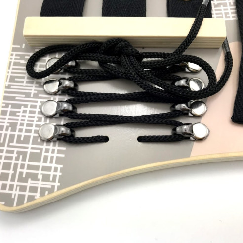 Planche de motricité fermetures et fixations