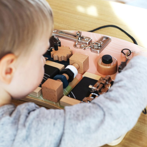 Planche de motricité en bois serrures et rotations