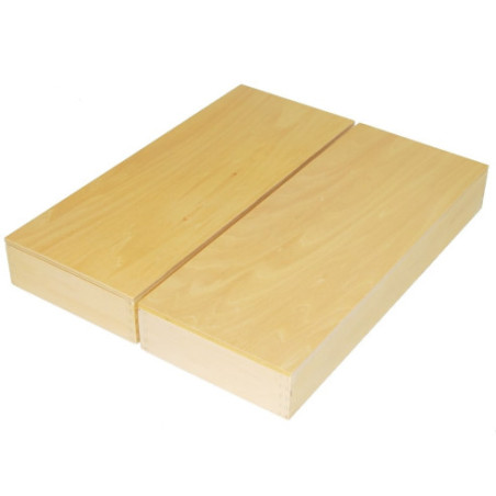 Tables de Seguin Mathématiques Montessori avec les boites fermées.