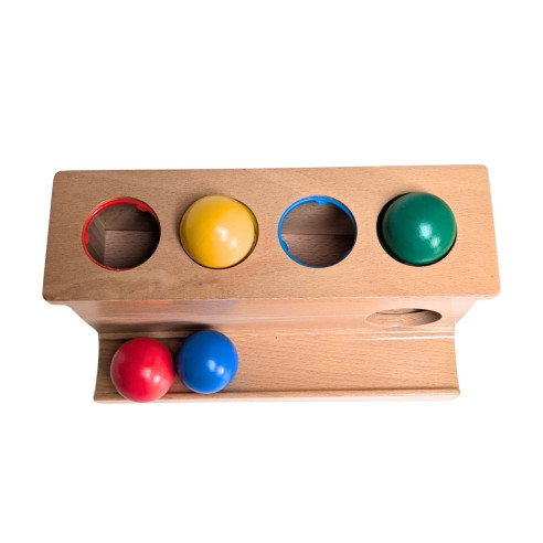 Traqueur de balles en bois avec 4 balles de couleur