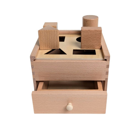 Boite permanence en bois  avec 4 solides à encastrer, éveil Montessori