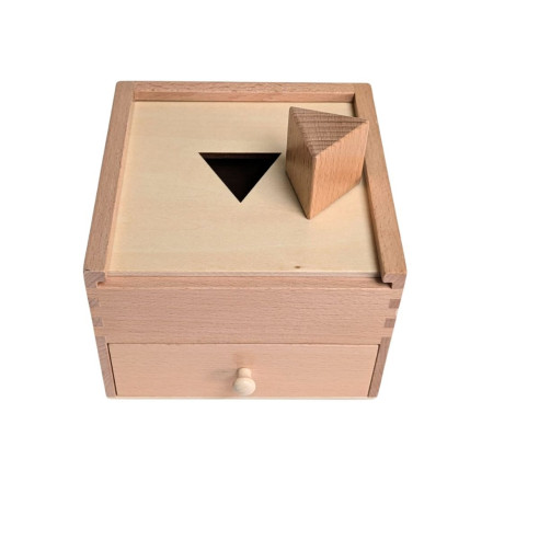 Boite permanence en bois  avec 4 solides à encastrer, éveil Montessori